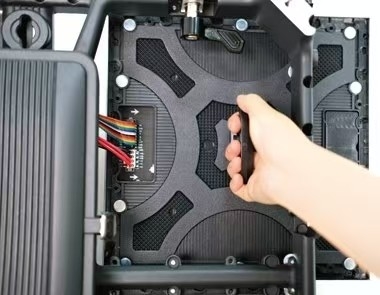 7680hz 갱신 속도 플리커 없는 실내 LED 광고 화면 맑고 부드러운 이미지