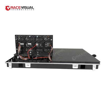 BUD 시리즈 P2.5 실내 벽에 장착된 LED 디스플레이 640x480mm 캐비닛 7680hz 높은 갱신 속도